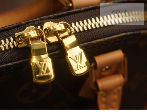 Louis Vuitton 루이비통 나노 알마 모노그램 숄더백 M82717 모노그램 Bag 7번 이미지