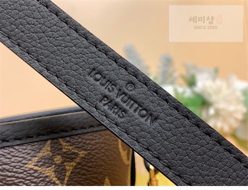 Louis Vuitton 루이비통 네버풀 반둘리에 인사이드 아웃 BB " 4 Color " 핑크 Bag 11번 이미지