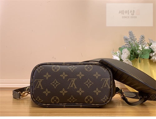 Louis Vuitton 루이비통 네버풀 반둘리에 인사이드 아웃 BB " 4 Color " 핑크 Bag 7번 이미지
