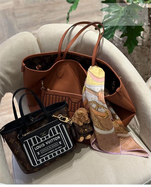 Louis Vuitton 루이비통 네버풀 반둘리에 인사이드 아웃 BB " 4 Color " 핑크 Bag 27번 이미지