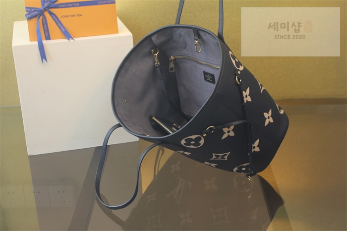 Louis Vuitton 루이비통 네버풀 MM 앙프렝뜨 모노그램 M58907 블랙 바이컬러 Bag 8번 이미지