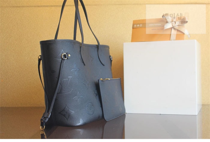 Louis Vuitton 루이비통 네버풀 MM 토트백 앙프렝트 모노그램 M45685 블랙 Bag 4번 이미지