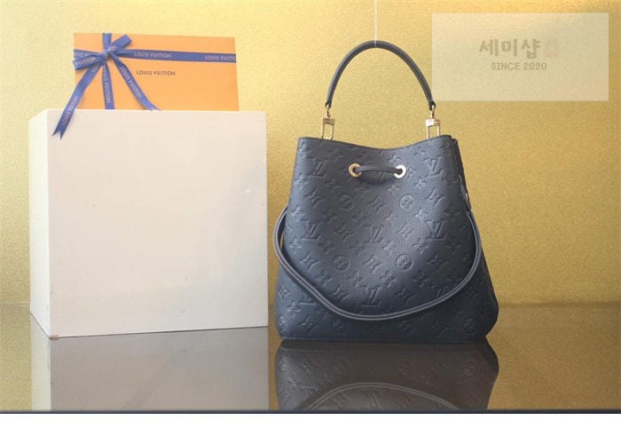 Louis Vuitton 루이비통 네오노에 MM 앙프렝뜨 모노그램 M45256 블랙 Bag 7번 이미지