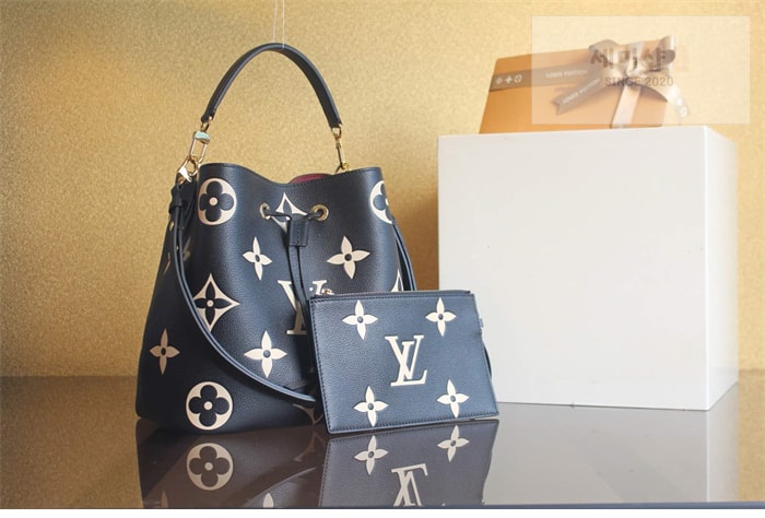 Louis Vuitton 루이비통 네오노에 MM 앙프렝뜨 모노그램 M45497 블랙 바이컬러 Bag 6번 이미지