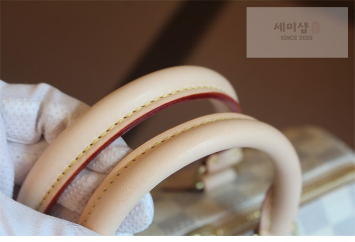Louis Vuitton 루이비통 다미에 아주르 스피디 반둘리에 25 N41374 아주르 다미에 Bag 4번 이미지