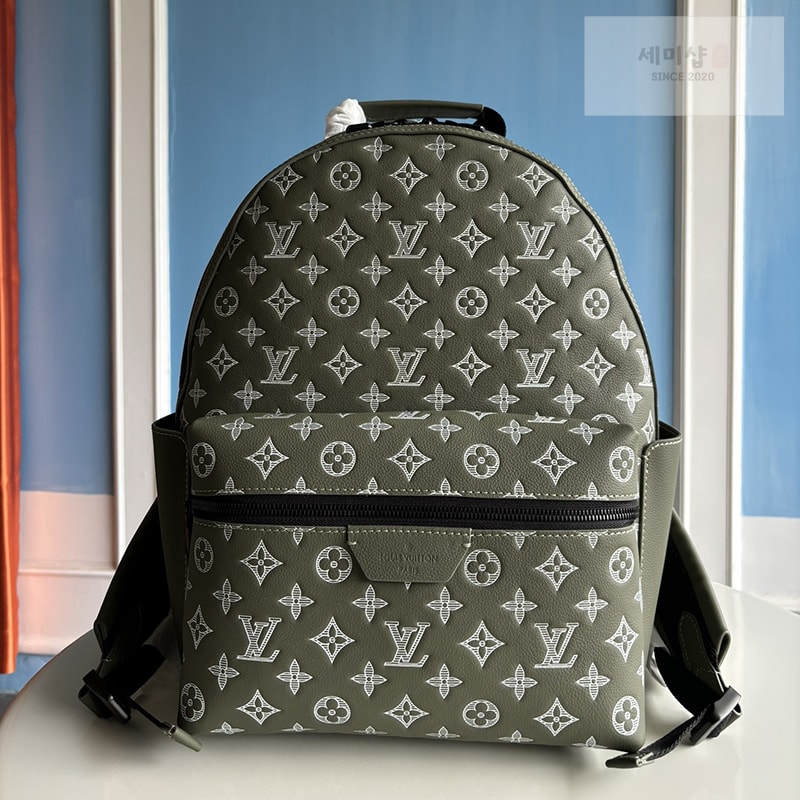 Louis Vuitton 루이비통 디스커버리 백팩 그린 쉐도우 모노그램 M12463 올리브 그린 Bag 5번 이미지