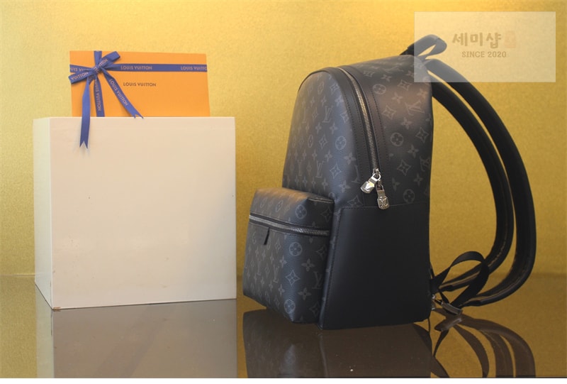 Louis Vuitton 루이비통 디스커버리 백팩 PM 이클립스 모노그램 M22558 이클립스 모노그램 Bag 2번 이미지