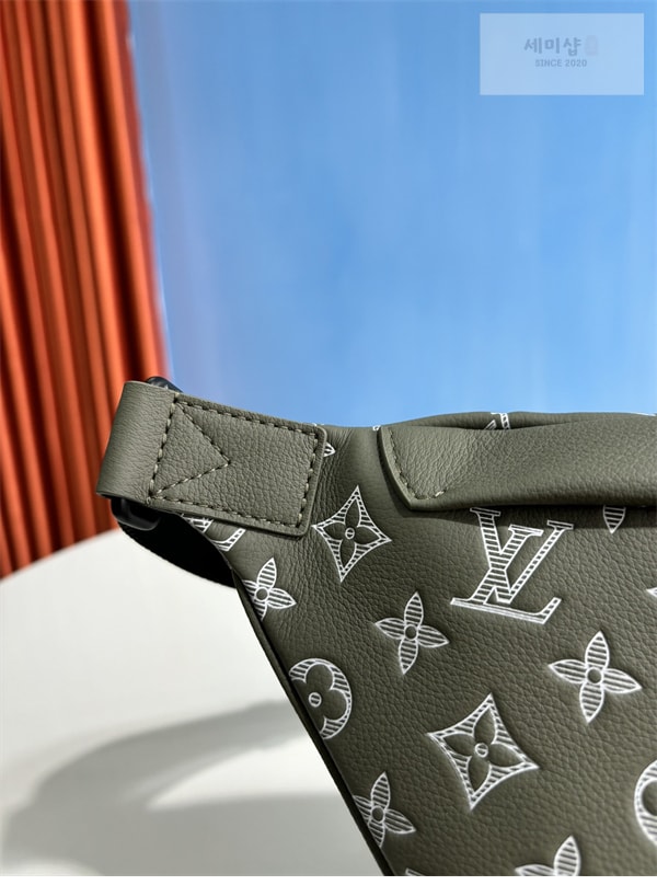 Louis Vuitton 루이비통 디스커버리 범백 그린 쉐도우 모노그램 M12508 올리브 그린 Bag 2번 이미지