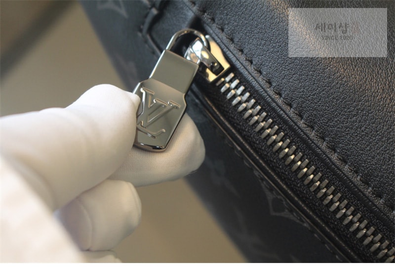 Louis Vuitton 루이비통 디스커버리 범백 PM 이클립스 모노그램 M44336 모노그램 이클립스 Bag 5번 이미지