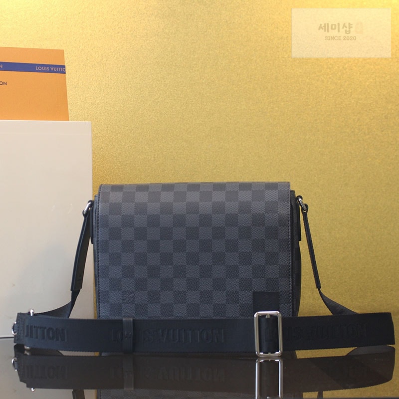 Louis Vuitton 루이비통 디스트릭트 메신저 백 PM 다미에 그라파이트 N42710 이클립스 다미에 Bag 1번 이미지