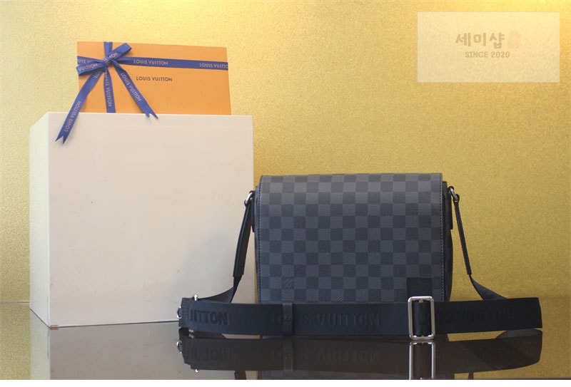 Louis Vuitton 루이비통 디스트릭트 메신저 백 PM 다미에 그라파이트 N42710 이클립스 다미에 Bag 5번 이미지