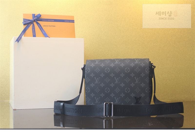 Louis Vuitton 루이비통 디스트릭트 PM 이클립스 모노그램 M46255 이클립스 모노그램 Bag 6번 이미지