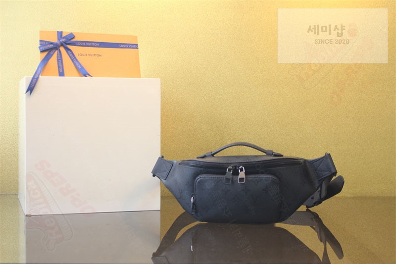 Louis Vuitton 루이비통 러시 범백 모노그램 미드나잇 M26763 미드나잇 모노그램 Bag 3번 이미지