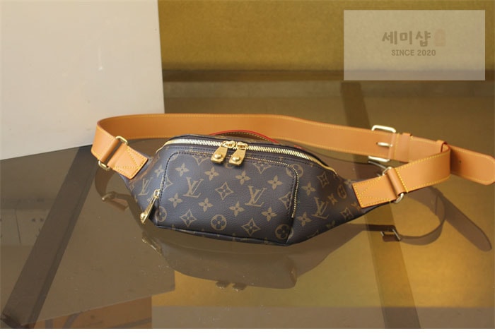 Louis Vuitton 루이비통 러시 범백 모노그램 M14019 모노그램 Bag 5번 이미지