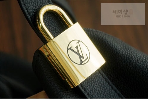 Louis Vuitton 루이비통 로우 키 호보 MM M24856 블랙 Bag 14번 이미지