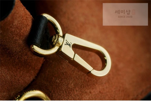 Louis Vuitton 루이비통 로우 키 호보 MM M24856 블랙 Bag 16번 이미지