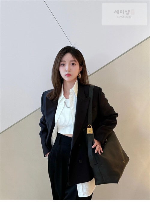 Louis Vuitton 루이비통 로우 키 호보 PM M25352 블랙 Bag 1번 이미지