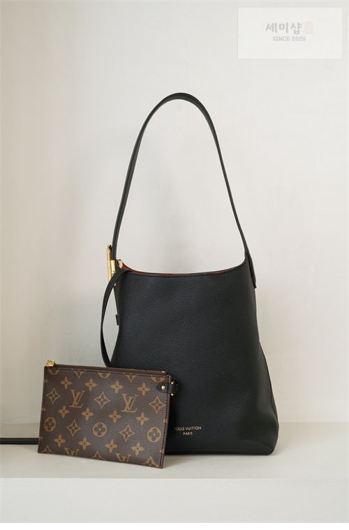 Louis Vuitton 루이비통 로우 키 호보 PM M25352 블랙 Bag 5번 이미지