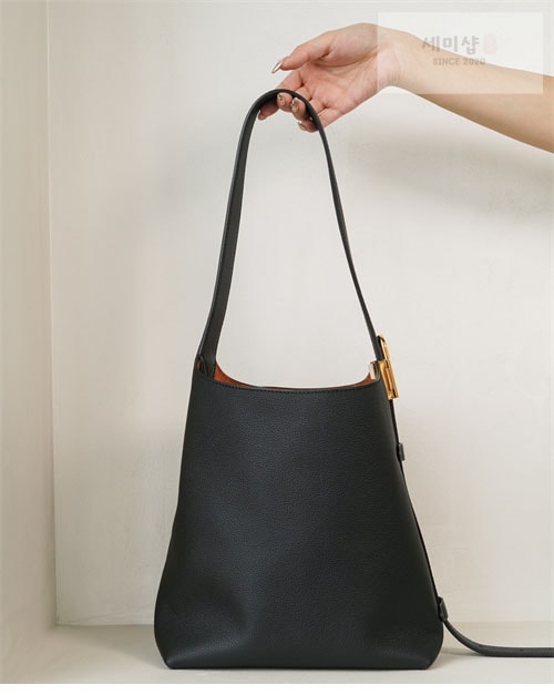 Louis Vuitton 루이비통 로우 키 호보 PM M25352 블랙 Bag 7번 이미지