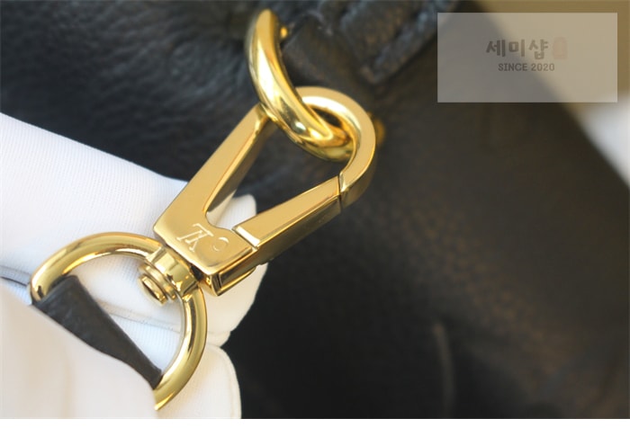 Louis Vuitton 루이비통 마들렌 BB 앙프렝뜨 모노그램 M45977 블랙 Bag 3번 이미지