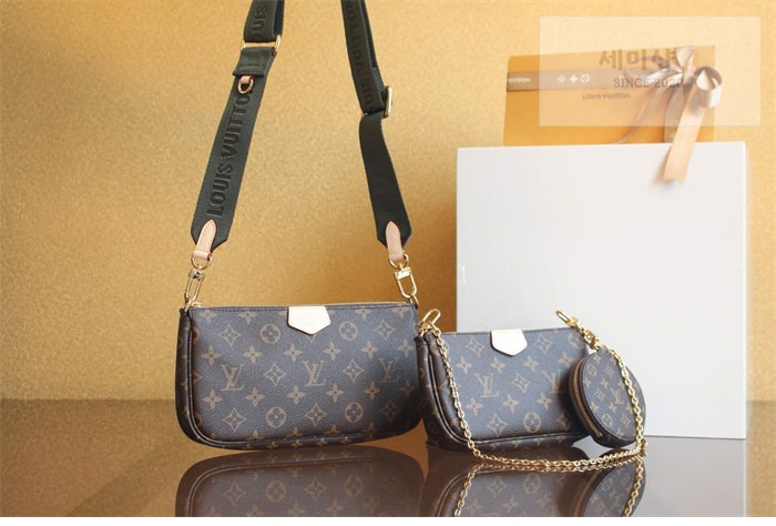 Louis Vuitton 루이비통 멀티 포쉐트 악세수아 모노그램 M44813 모노그램 Bag 3번 이미지