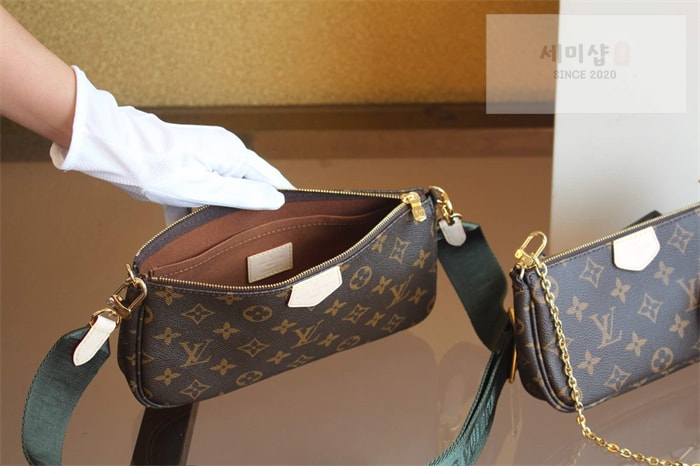 Louis Vuitton 루이비통 멀티 포쉐트 악세수아 모노그램 M44813 모노그램 Bag 9번 이미지