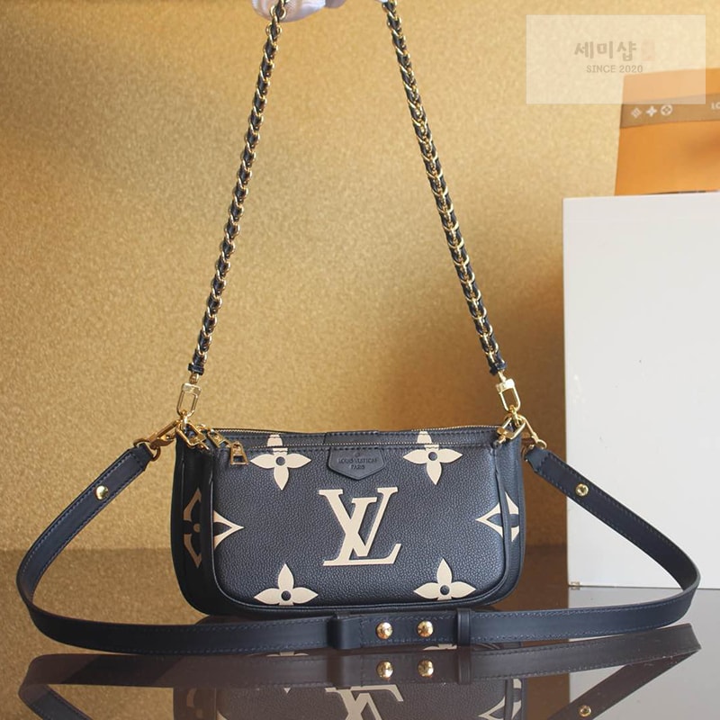 Louis Vuitton 루이비통 멀티 포쉐트 악세수아 앙프렝뜨 모노그램 M45777 블랙바이컬러 Bag 1번 이미지