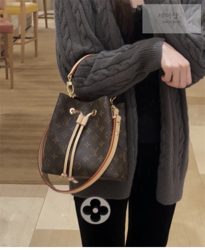 Louis Vuitton 루이비통 모노그램 네오노에 BB M46581 모노그램 Bag 3번 이미지