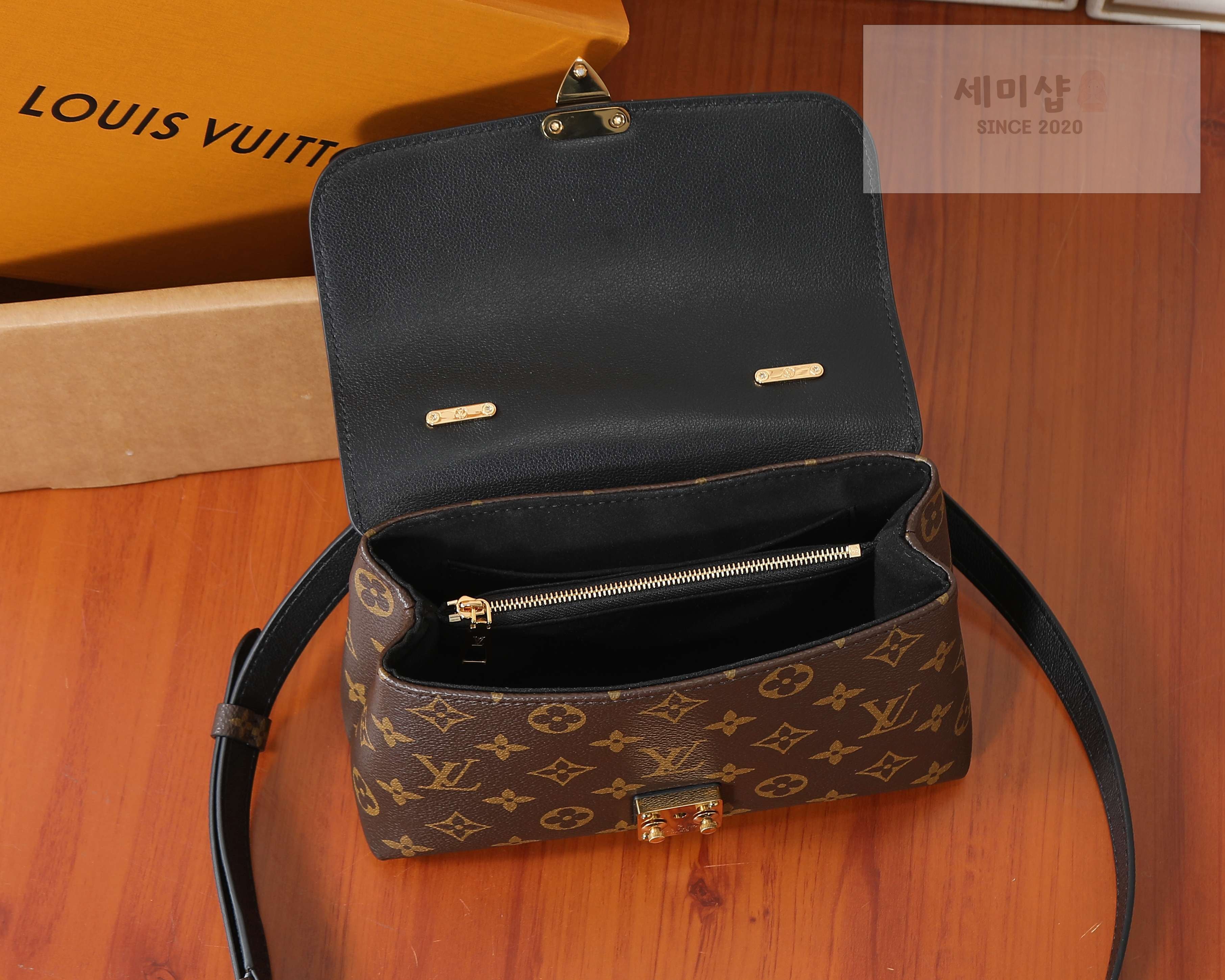 루이비통 루이비통 모노그램 마들렌 BB 모노그램 블랙 Bag 7번 이미지