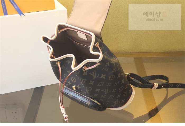 Louis Vuitton 루이비통 모노그램 몽수리 PM M11198 모노그램 Bag 5번 이미지