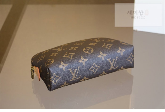 Louis Vuitton 루이비통 모노그램 코스메틱 파우치 M47515 모노그램 Bag 8번 이미지