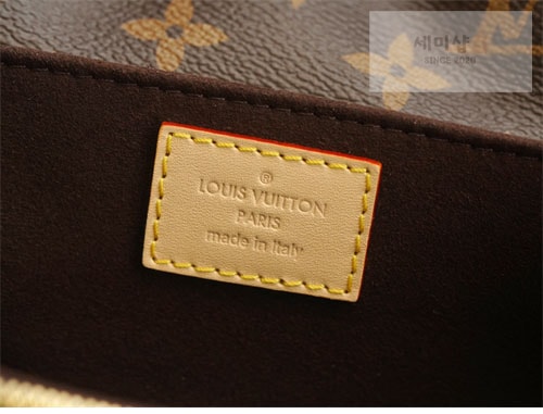 Louis Vuitton 루이비통 모노그램 포쉐트 메티스 이스트 웨스트 M46279 모노그램 Bag 22번 이미지