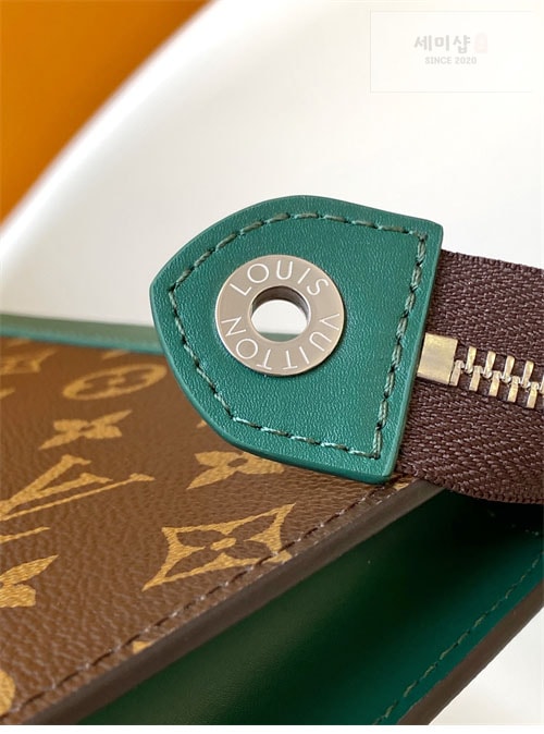 Louis Vuitton 루이비통 모노그램 포쉐트 보야주 MM 보르네오 그린 M12819 모노그램 Bag 7번 이미지