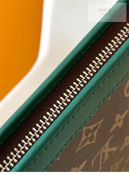 Louis Vuitton 루이비통 모노그램 포쉐트 보야주 MM 보르네오 그린 M12819 모노그램 Bag 10번 이미지