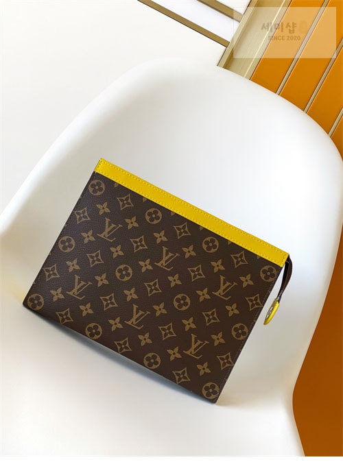 Louis Vuitton 루이비통 모노그램 포쉐트 보야주 MM 옐로우 M82860 모노그램 Bag 4번 이미지