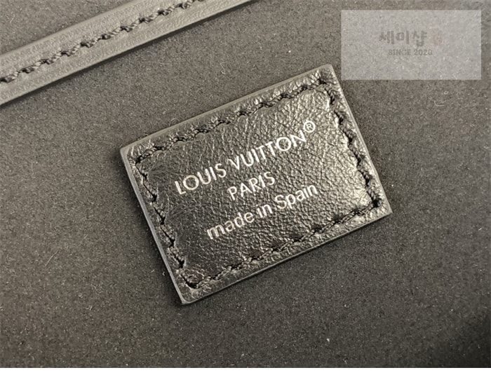 Louis Vuitton 루이비통 몽수리 백팩 PM M12587 블랙 Bag 8번 이미지