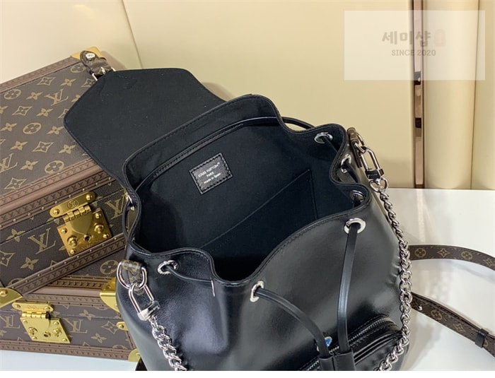 Louis Vuitton 루이비통 몽수리 백팩 PM M12587 블랙 Bag 4번 이미지