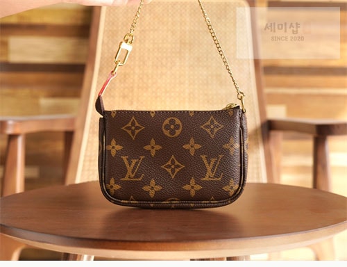 Louis Vuitton 루이비통 미니 포쉐트 악세수아 모노그램 M58009 모노그램 Bag 12번 이미지