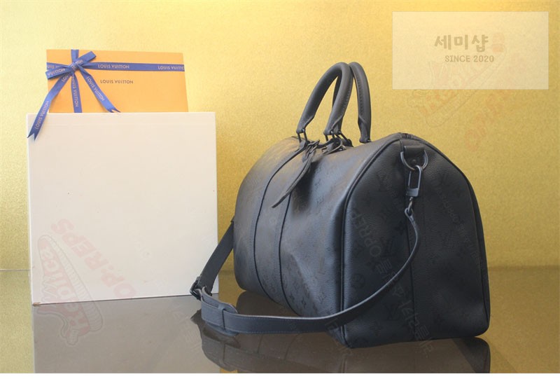 Louis Vuitton 루이비통 반둘리에 45 키폴 모노그램 미드나잇 M28403 모노그램 미드나잇 Bag 3번 이미지