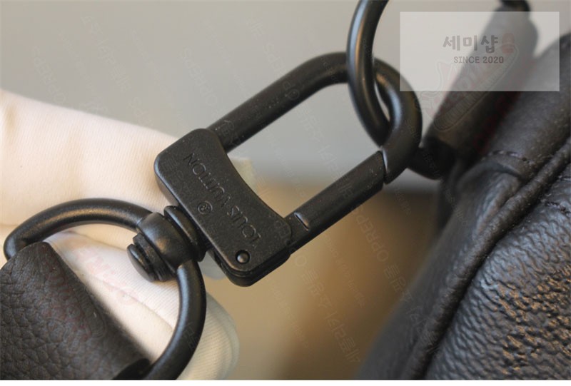 Louis Vuitton 루이비통 반둘리에 45 키폴 모노그램 미드나잇 M28403 모노그램 미드나잇 Bag 5번 이미지