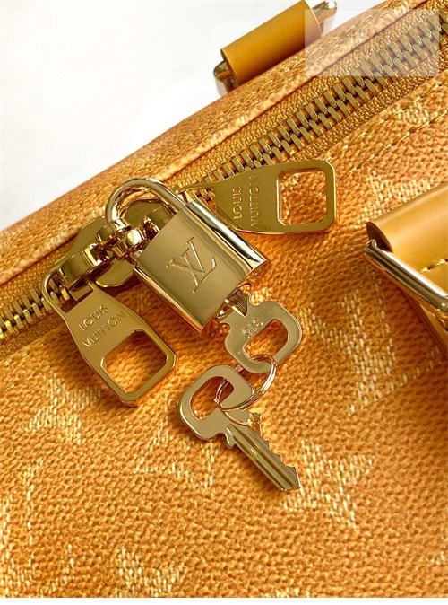 Louis Vuitton 루이비통 반둘리에 45 키폴 모노그램 헤리티지 캔버스 M12880 헤리티지 옐로우 Bag 5번 이미지