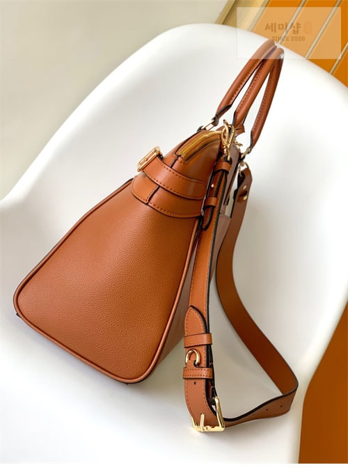 Louis Vuitton 루이비통 하이엔드 레더 방돔 MM M22925 브라운 Bag 18번 이미지