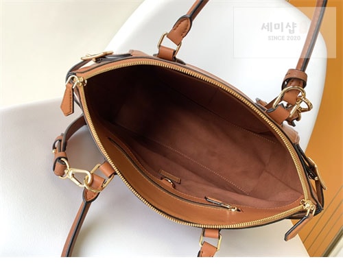 Louis Vuitton 루이비통 하이엔드 레더 방돔 MM M22925 브라운 Bag 30번 이미지