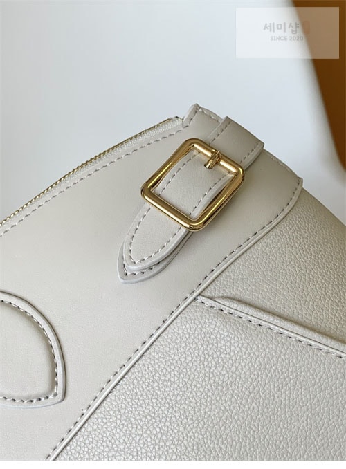 Louis Vuitton 루이비통 하이엔드 레더 방돔 MM M22925 브라운 Bag 8번 이미지