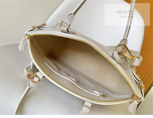 Louis Vuitton 루이비통 하이엔드 레더 방돔 MM M22925 브라운 Bag 13번 이미지