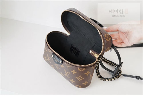 Louis Vuitton 루이비통 베니티 체인 파우치 모노그램 M47125 모노그램 Bag 20번 이미지