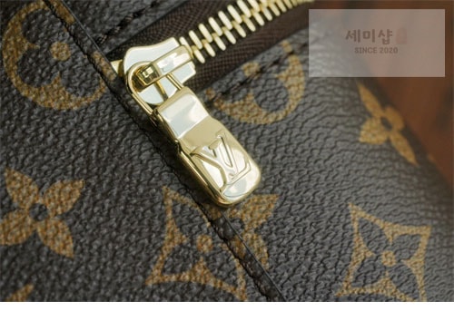 Louis Vuitton 루이비통 베니티 체인 파우치 모노그램 M47125 모노그램 Bag 17번 이미지