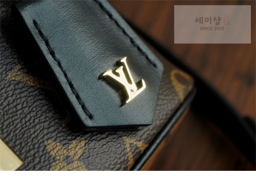 Louis Vuitton 루이비통 베니티 체인 파우치 모노그램 M47125 모노그램 Bag 18번 이미지