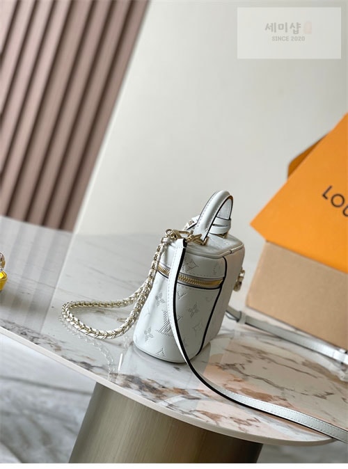 Louis Vuitton 루이비통 베니티 체인 파우치 M11298 햇살 Bag 20번 이미지
