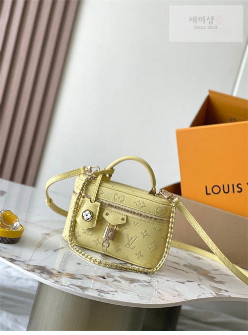 Louis Vuitton 루이비통 베니티 체인 파우치 M11298 햇살 Bag 14번 이미지